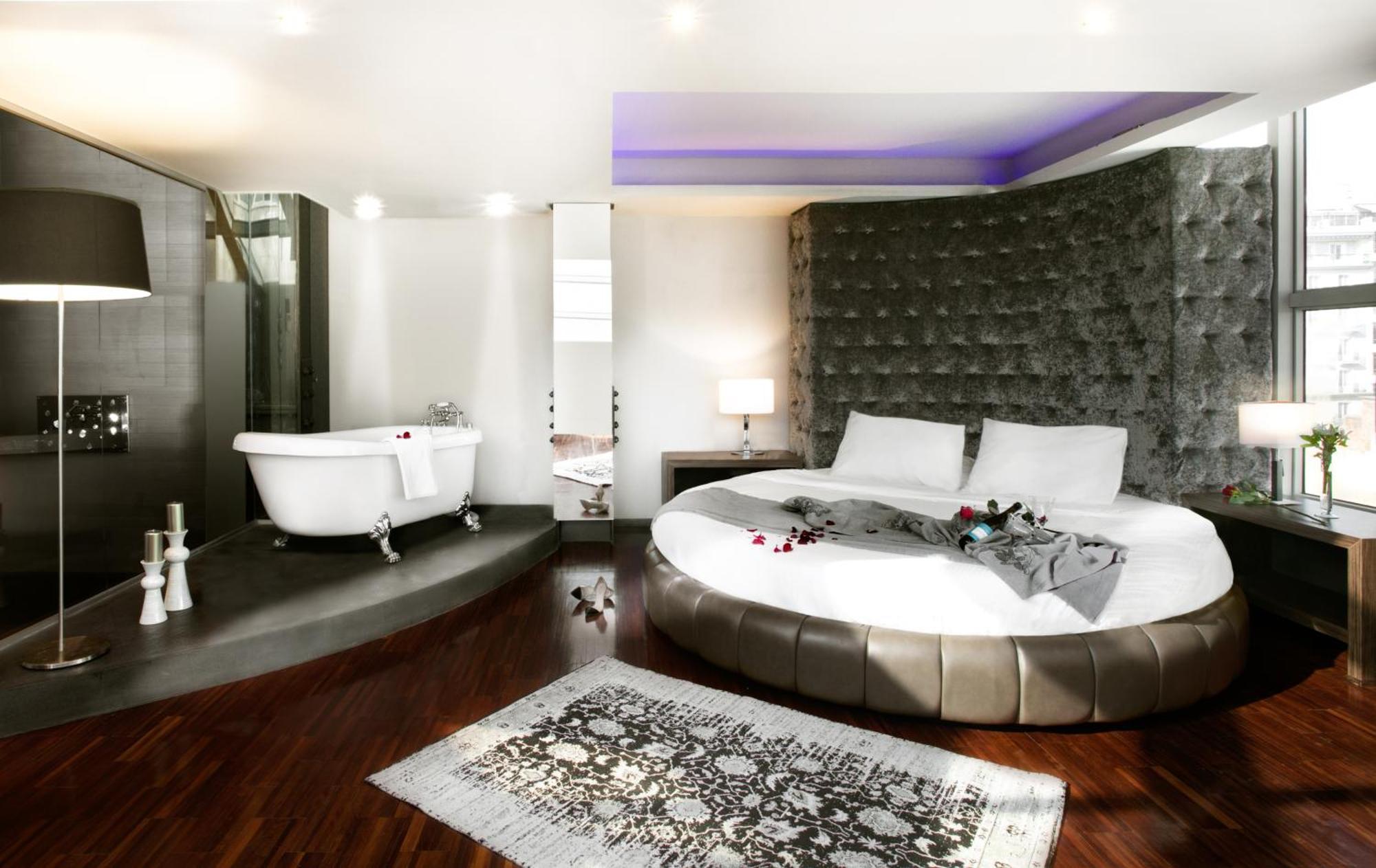 Diamond Suites, Philian And סלוניקי